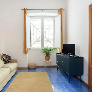 Apartment Bouganville House, Naples